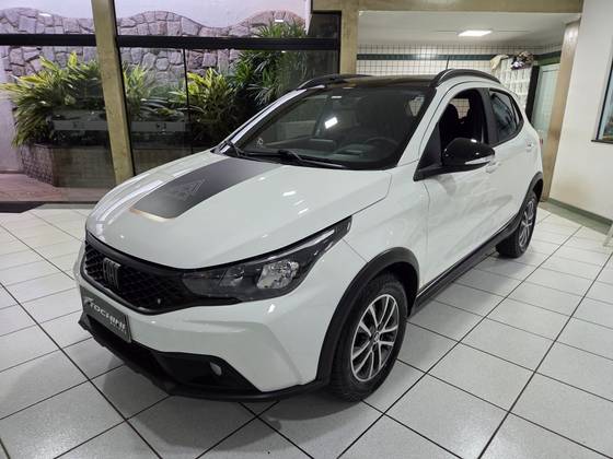 FIAT ARGO 1.3 FIREFLY FLEX TREKKING CVT FIAT ARGO 1.3 FIREFLY FLEX TREKKING CVT